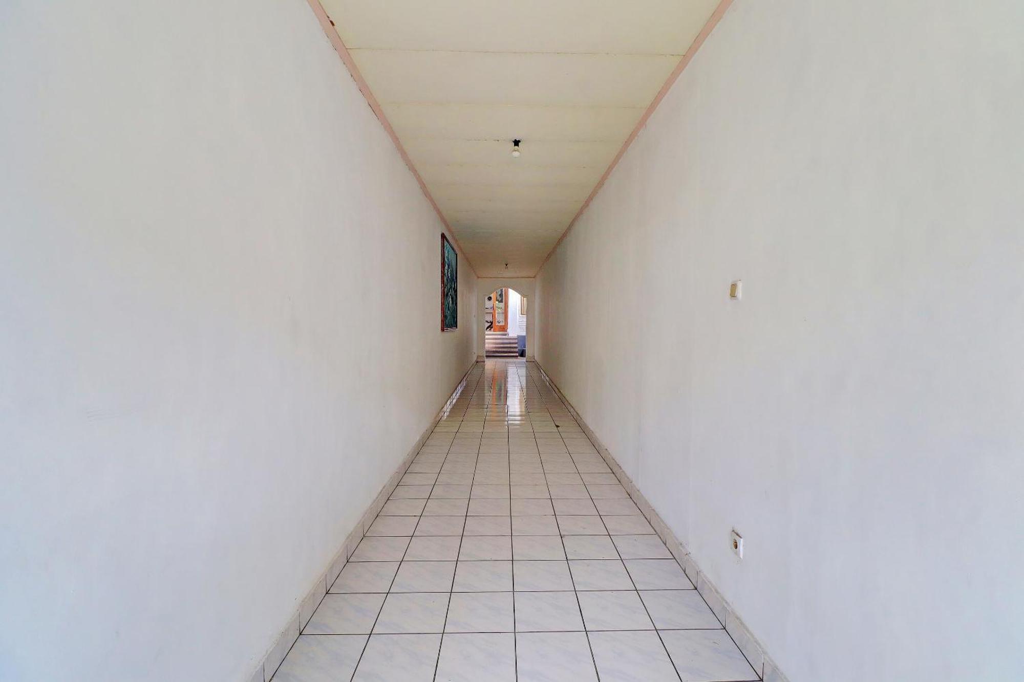 Super Oyo 91870 Warna Kedaton Denpasar Extérieur photo