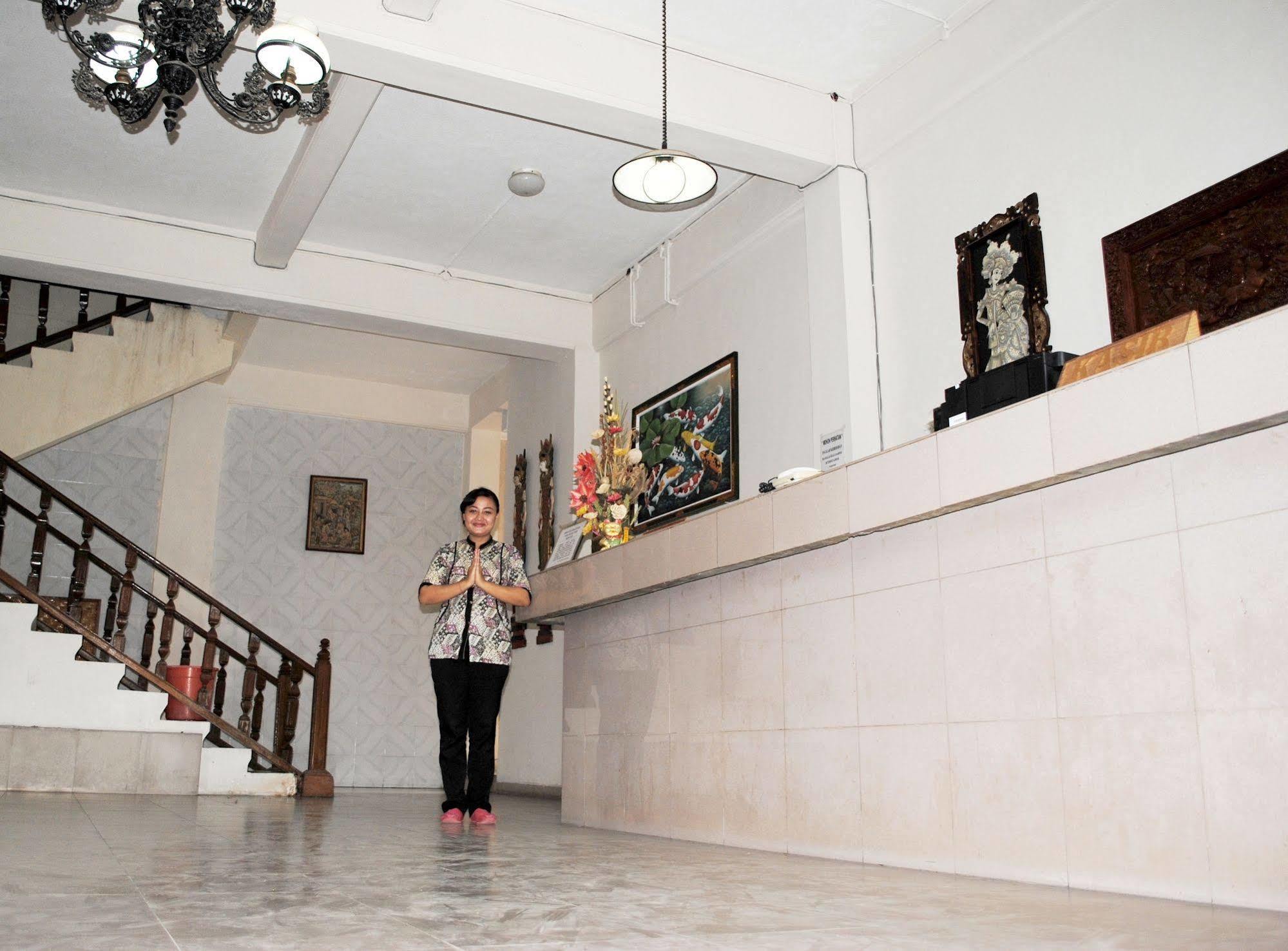 Super Oyo 91870 Warna Kedaton Denpasar Extérieur photo